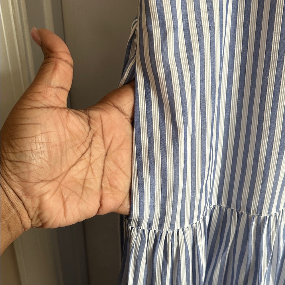 Lauren Ralph Lauren Striped Blue & White Tiered Shirt Dress - Picture 9 of 9